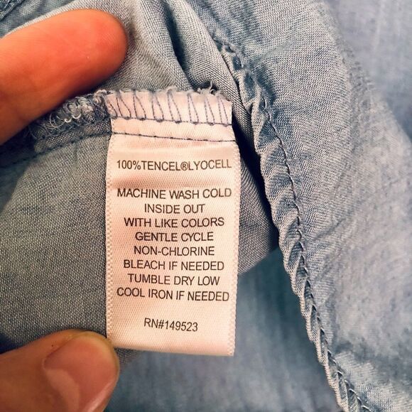 Alexander JORDAN Chambray Blouse w/ Embroidered Flared‎ Sleeves/ Sz L - Picture 5 of 6